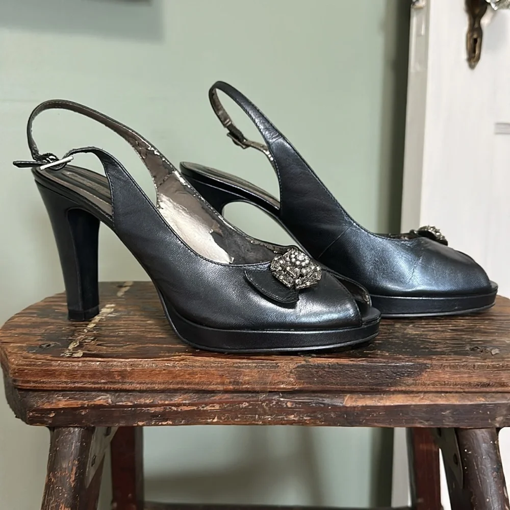BANDOLINO Karmina Navy Slingback Heels - Peep Toe with Nickel & Crystal Rosette